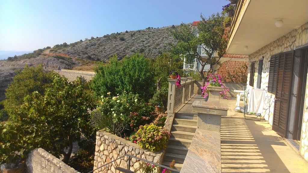 Apartment And Rooms Busa 3 Senj  Chambre photo