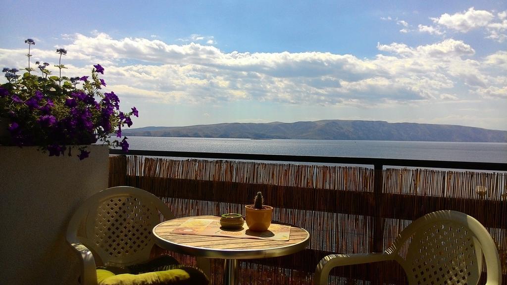 Apartment And Rooms Busa 3 Senj  Chambre photo